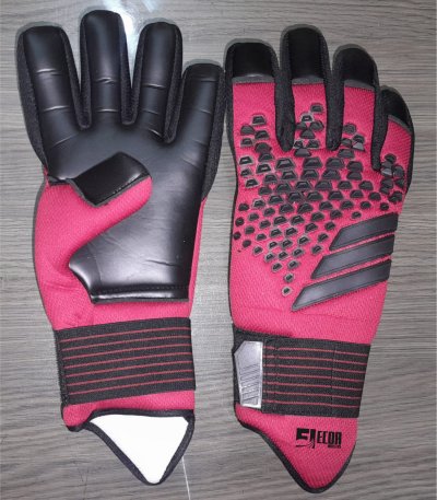  Goal Keeper Gloves